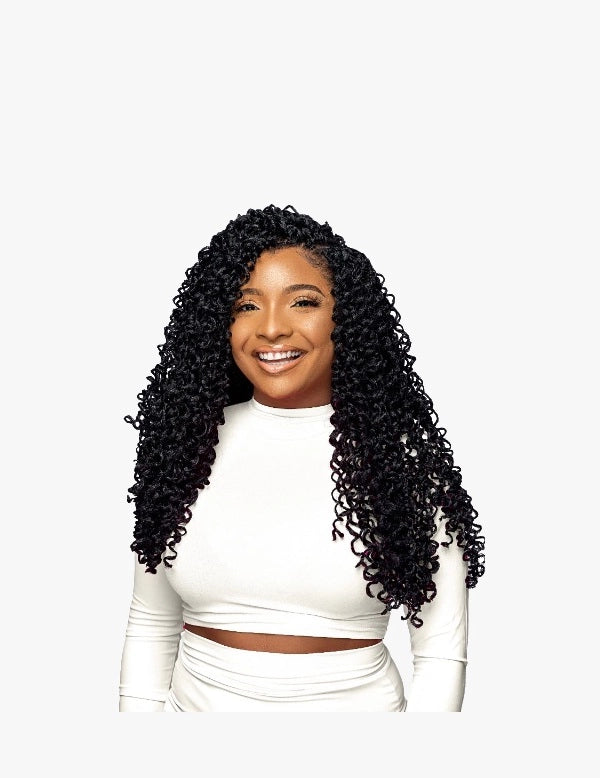 women crochet and attachment