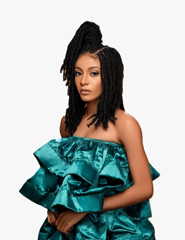 women crochet and attachment